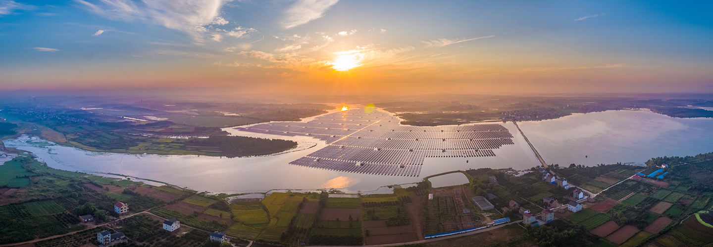 东升国际科技江西鄱阳123.235MW “渔光互补”型光伏发电扶贫项目